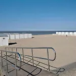 3-bedroom Sunny In Knokke-Heist