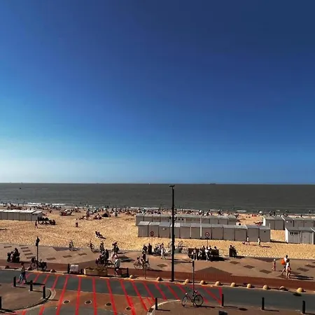 3-bedroom Sunny In Knokke-Heist