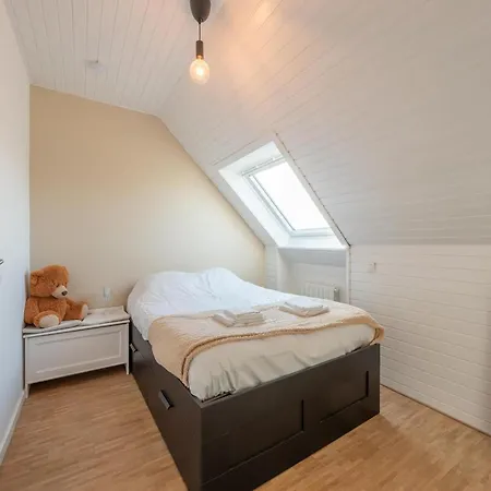 Apartament 3-bedroom Sunny In *