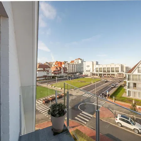 3-bedroom Sunny In Apartament Knokke-Heist