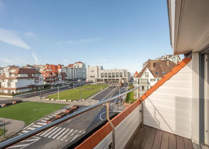 3-bedroom Sunny In Appartement