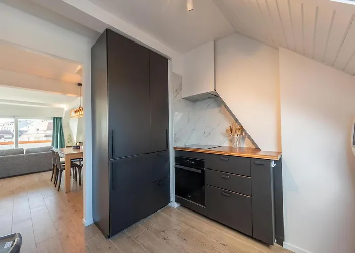 Appartement 3-bedroom Sunny In