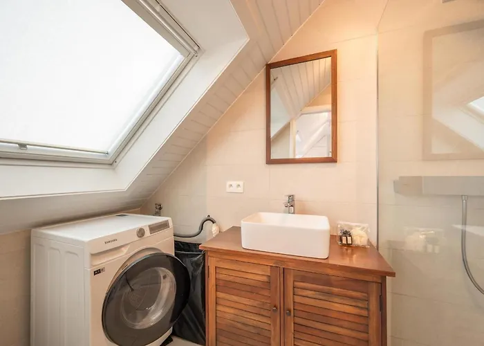 Appartement 3-bedroom Sunny In *